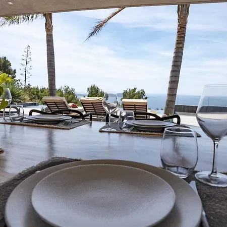 Contemporary With Sea View In Σπίτι διακοπών *